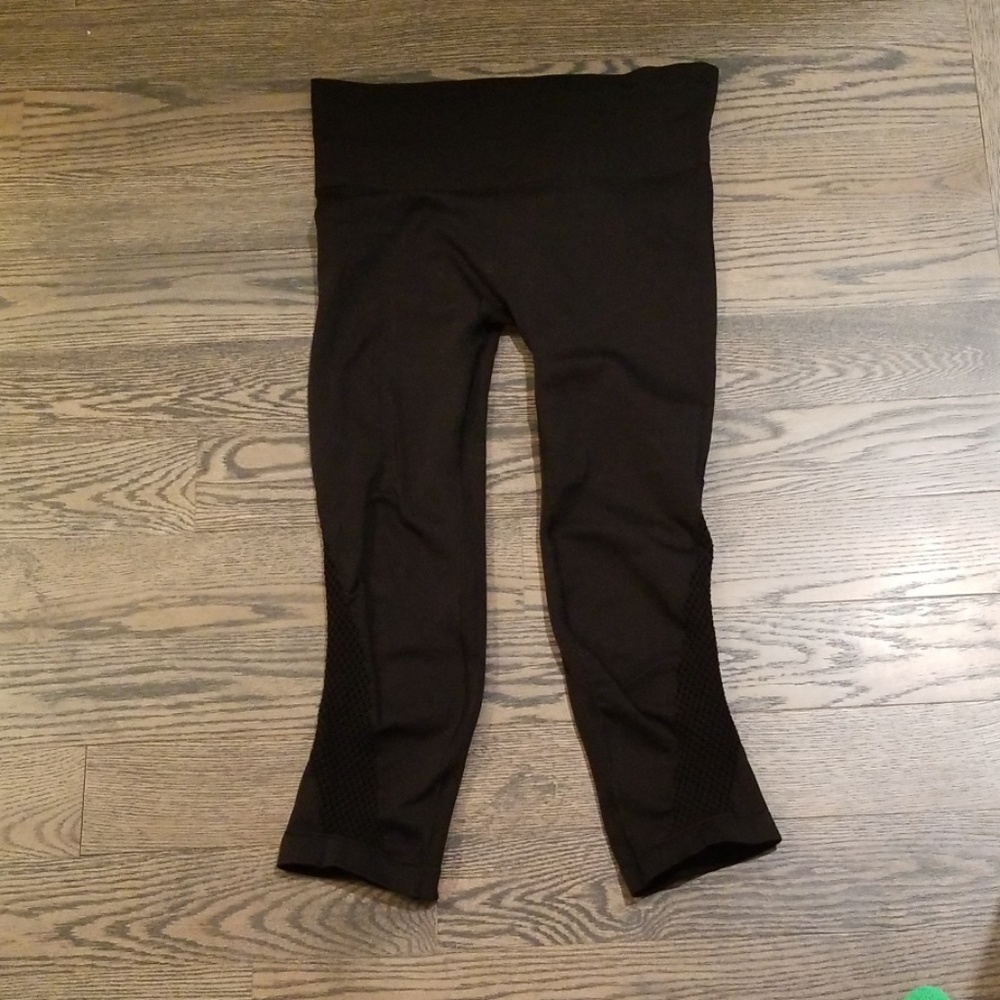 Athleta Capri leggings